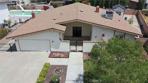 44034 Halcom, Lancaster, CA, 93536 | Card Image