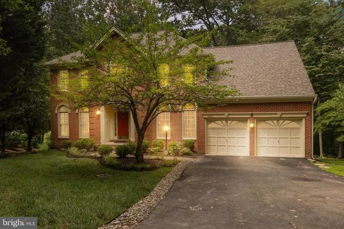 8546 Hooes Rd, SPRINGFIELD, VA, 22153-1703 | Card Image