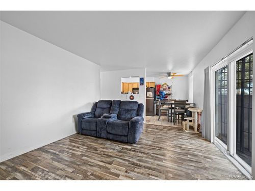 306-9240 W 49th Ave, Wheat Ridge, CO, 80033-6721 | Card Image