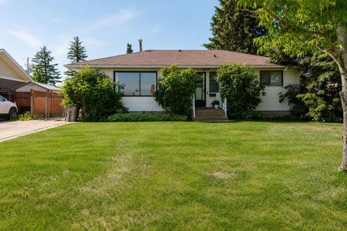10415 111 Ave, Grande Prairie, AB, T8V1T9 | Card Image