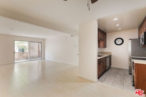k103-5460 White Oak Ave, Encino, CA, 91316-2416 | Card Image