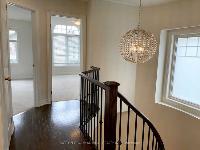95 Southdown Ave, House attached with 3 bedrooms, 3 bathrooms and 3 parking in Vaughan ON | Image 6