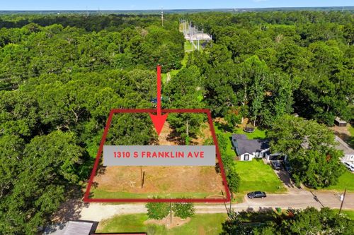 1310 S Franklin Avenue, Cleveland, TX, 77327 | Card Image