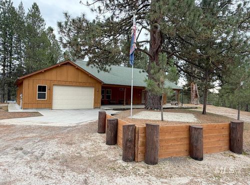 7 Carey Way, Cascade, ID, 83611 | Card Image