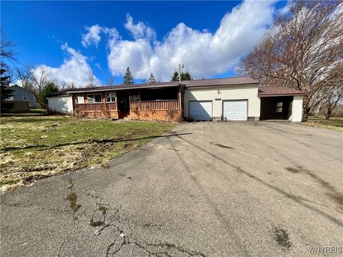 10649 North Rd, Perrysburg, NY, 14129-9746 | Card Image