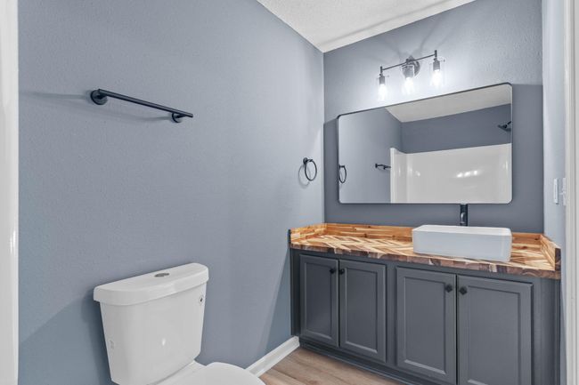 Full Bath 2 | Image 20