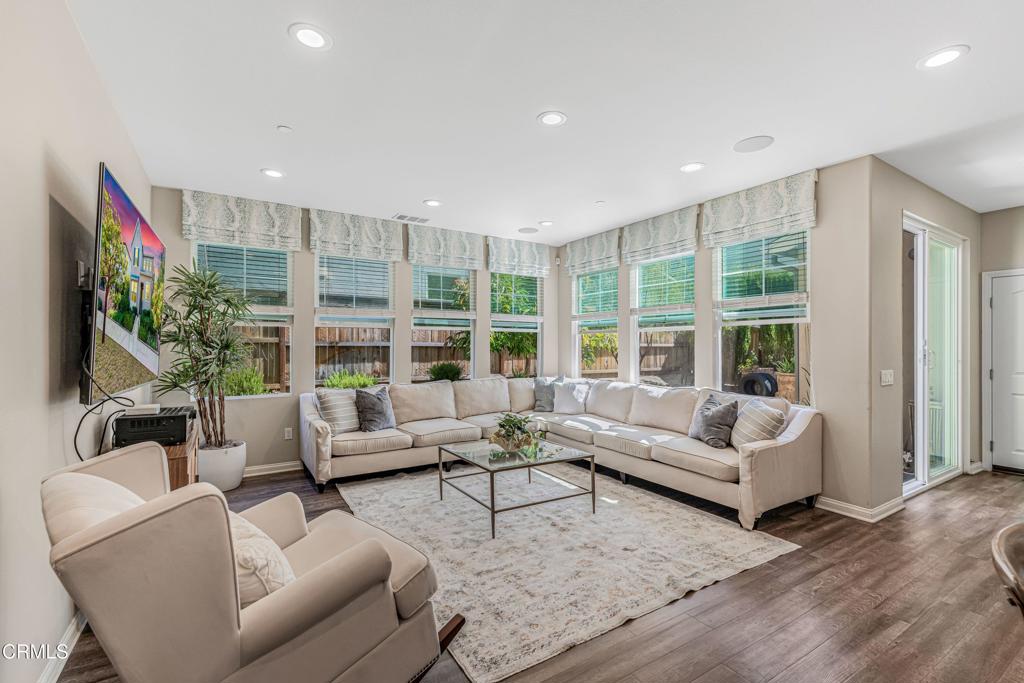 Residential in Ventura 4