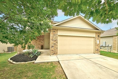 3905 Alpine Autumn Dr, Austin, TX, 78744-3327 | Card Image