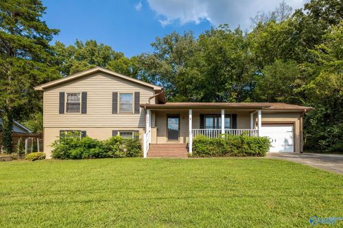 12003 Greenleaf Dr Se, Huntsville, AL, 35803-2250 | Card Image