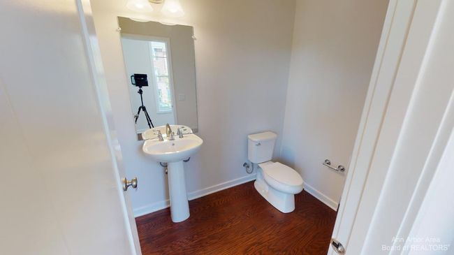 2704 S Spurway Dr, Condo with 4 bedrooms, 4 bathrooms and null parking in Ann Arbor MI | Image 16