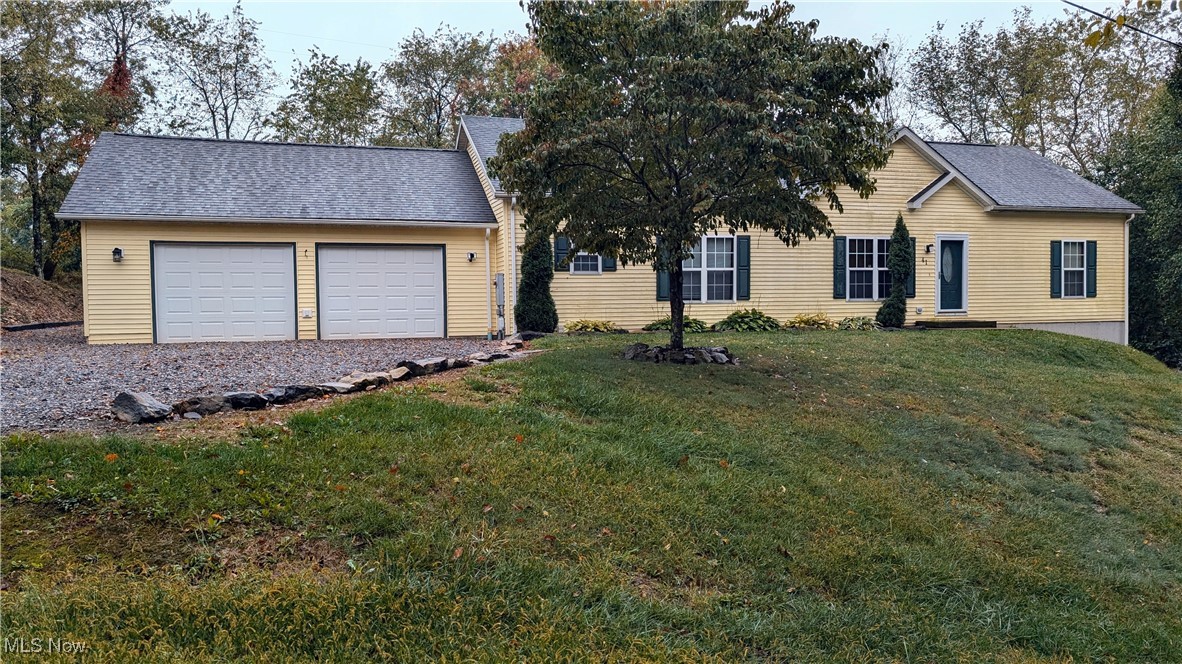 Derby Dr, New Cumberland, WV 26047