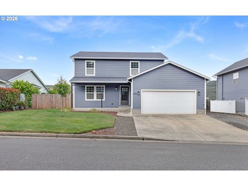 179 Rainbow Ridge Ave, Roseburg, OR, 97471 | Card Image