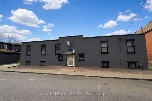 112 West Ave S, Hamilton, ON, L8N2S4 | Card Image