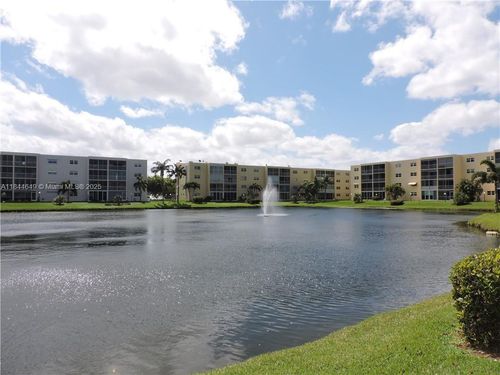 apt-106-1025 Se 4th Ave, Dania Beach, FL, 33004-5252 | Card Image