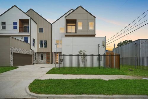 357 Cavalcade St, Houston, TX, 77009-3214 | Card Image