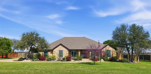 2515 Lakeshore Dr, Cleburne, TX, 76033-6970 | Card Image