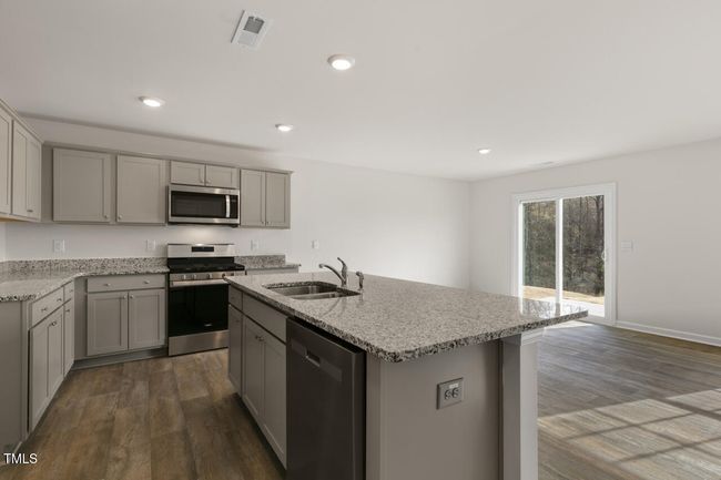 Kitchen | Image 15