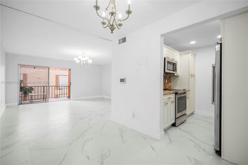 apt-n10-7105 Miami Lakes Dr, Miami Lakes, FL, 33014-6927 | Card Image