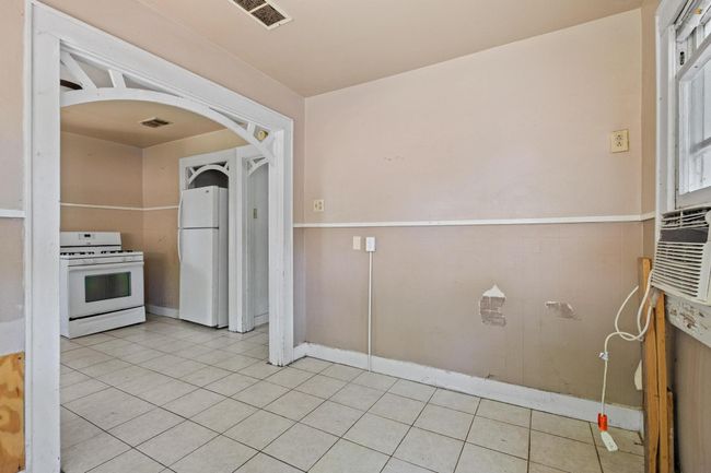 800 N Woods St, House other with 2 bedrooms, 1 bathrooms and null parking in Sherman TX | Image 19