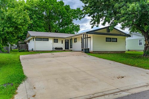 525 Marmaton Rd, El Dorado, KS, 67042-3024 | Card Image