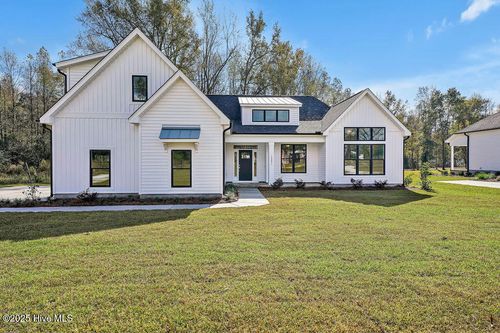 11187 Ashton Rd, Burgaw, NC, 28425-3061 | Card Image