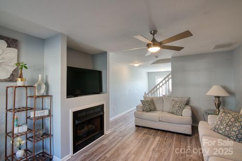 429 Wiltshire Cir, Fletcher, NC, 28732-8317 | Card Image