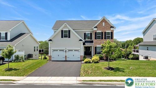1033 Bayberry Dr, Pennsburg, PA, 18073-2532 | Card Image