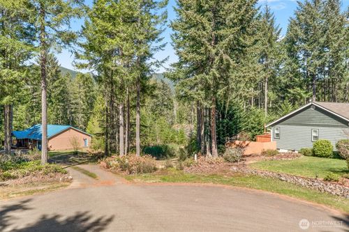60 N Beaver Pl N, Hoodsport, WA, 98548-9687 | Card Image