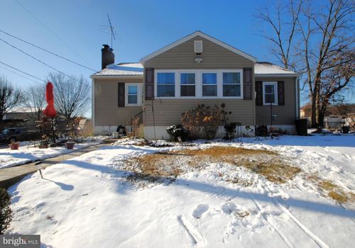 400 W Holly Oak Rd, WILMINGTON, DE, 19809-1302 | Card Image