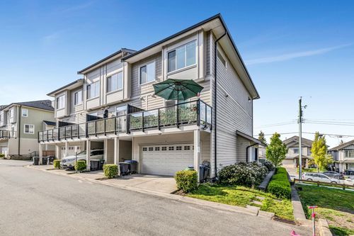 {{alt}} | Card Image