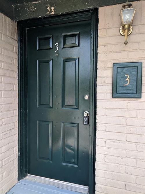 3-915 Alexander Street, Houston, TX, 77008 | Card Image