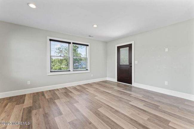 553 Colts Neck Rd, House other with 3 bedrooms, 3 bathrooms and null parking in Farmingdale NJ | Image 12