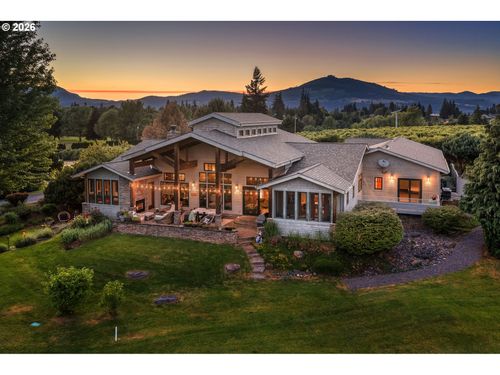 1193 Indian Creek Rd, Hood River, OR, 97031-9624 | Card Image