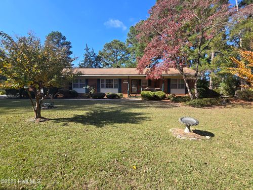 1703 Lake Dr, Laurinburg, NC, 28352-5317 | Card Image