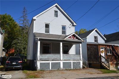 11 Farrer St, House other with 4 bedrooms, 2 bathrooms and 1 parking in Parry Sound ON | Image 2