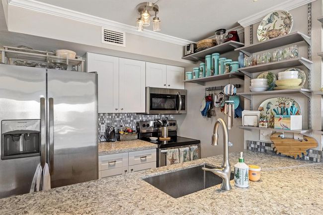 APT-204 - 11947 Termini San Luis Pass Rd, Condo with 2 bedrooms, 2 bathrooms and null parking in Galveston TX | Image 9