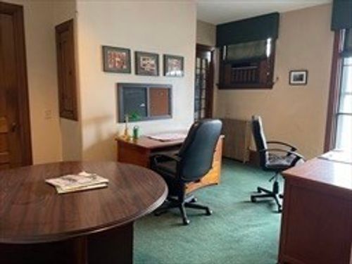 100 Court St, Plymouth, MA, 02360-3841 | Card Image