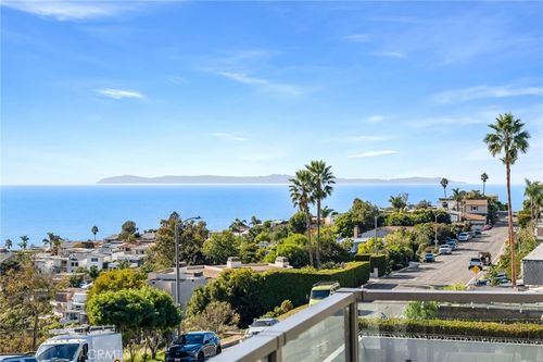 1884 Del Mar Ave, Laguna Beach, CA, 92651-3814 | Card Image