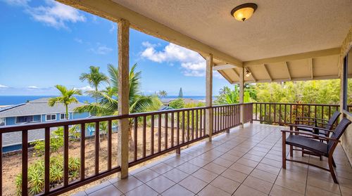 74-5042 Kealapua St, Kailua Kona, HI, 96740-1526 | Card Image