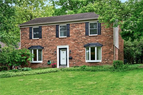 222 Wisteria Dr, Oakwood, OH, 45419-3551 | Card Image