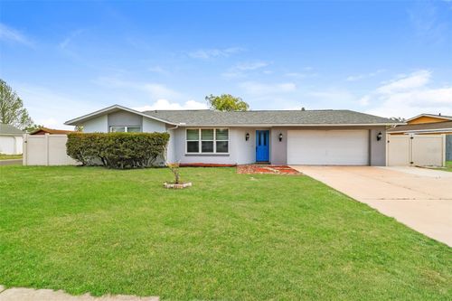 8330 Broken Willow Ln, PORT RICHEY, FL, 34668-6811 | Card Image