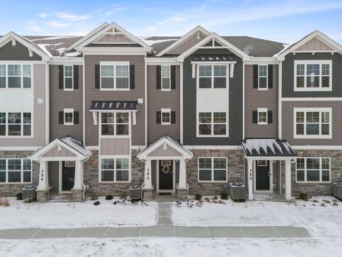 352 Bridgeview Ct, St. Charles, IL, 60174-2003 | Card Image