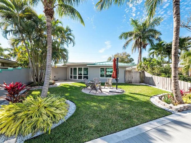 2009 Ne 24th St, House other with 2 bedrooms, 2 bathrooms and null parking in Wilton Manors FL | Image 21