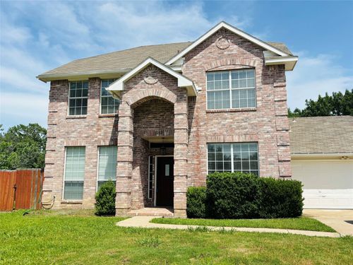 2212 Remmington Dr, Flower Mound, TX, 75028-4627 | Card Image
