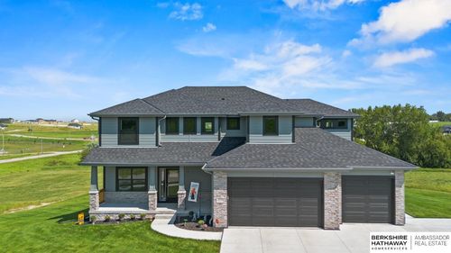 21910 Hackberry Dr, Gretna, NE, 68028 | Card Image