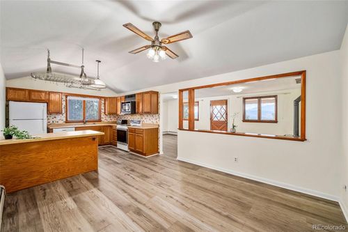 33411 Lake Ln, Pine, CO, 80470-9105 | Card Image