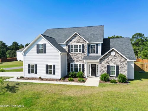 897 Needlerush Rd, Sneads Ferry, NC, 28460-5402 | Card Image