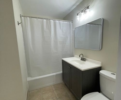 apt-209-212 Collen Dr, Lombard, IL, 60148-4458 | Card Image