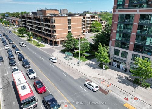 515 Wilson Ave, North York, ON, M3H1V1 | Card Image