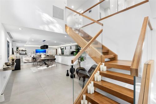 500 Ne 14th Ave, Fort Lauderdale, FL, 33301-1257 | Card Image